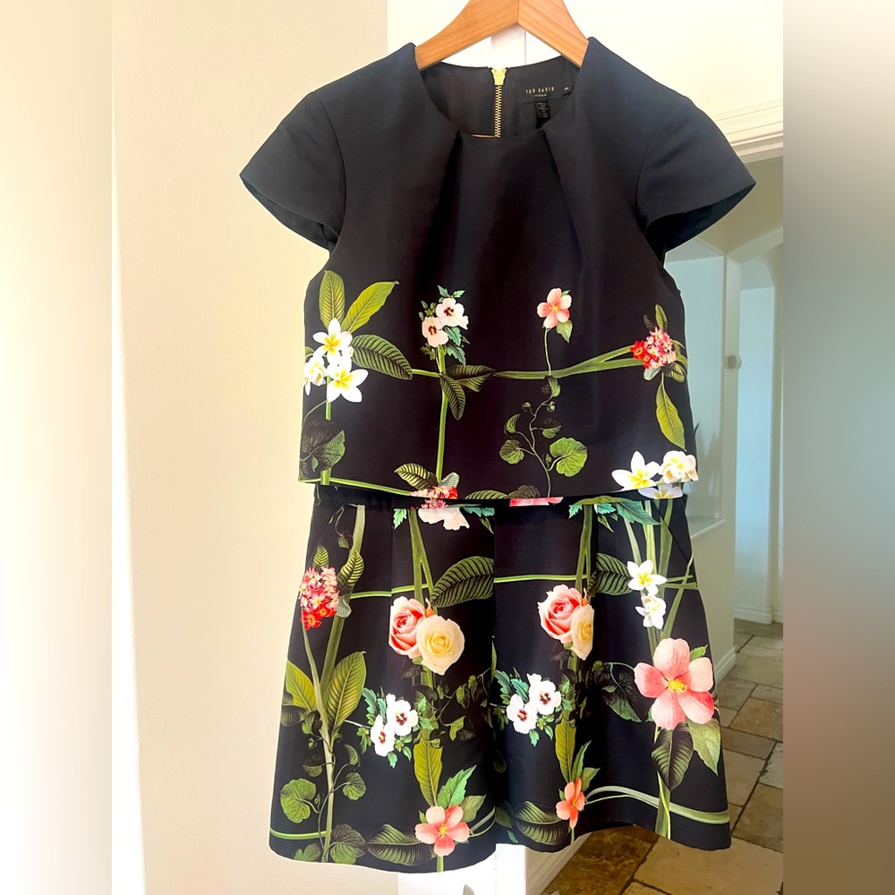 Ted Baker size 2 floral black flower jumpsuit shorts but looks like a dress.